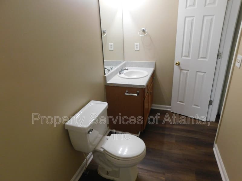 Douglasville House: 2228 Tuley Dr