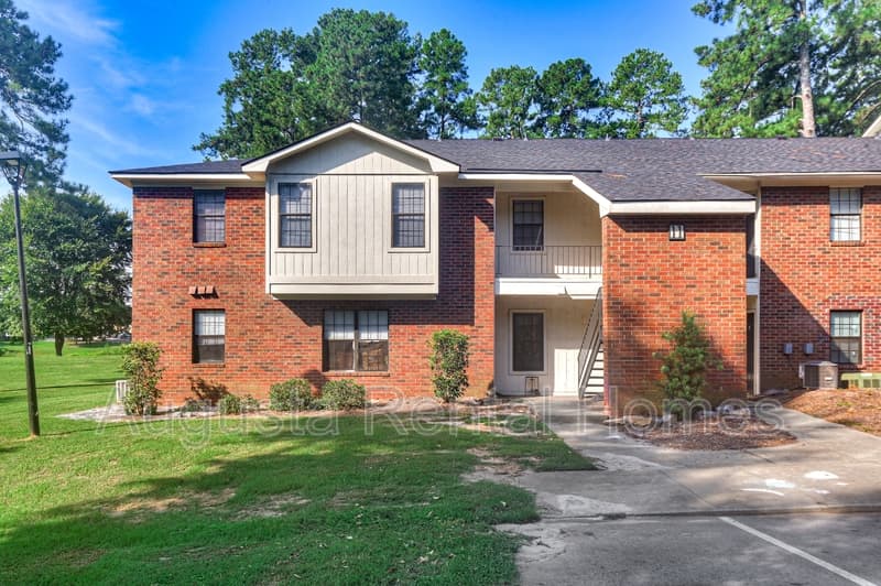 Augusta Condo: 2515 Center West Parkway - 3N