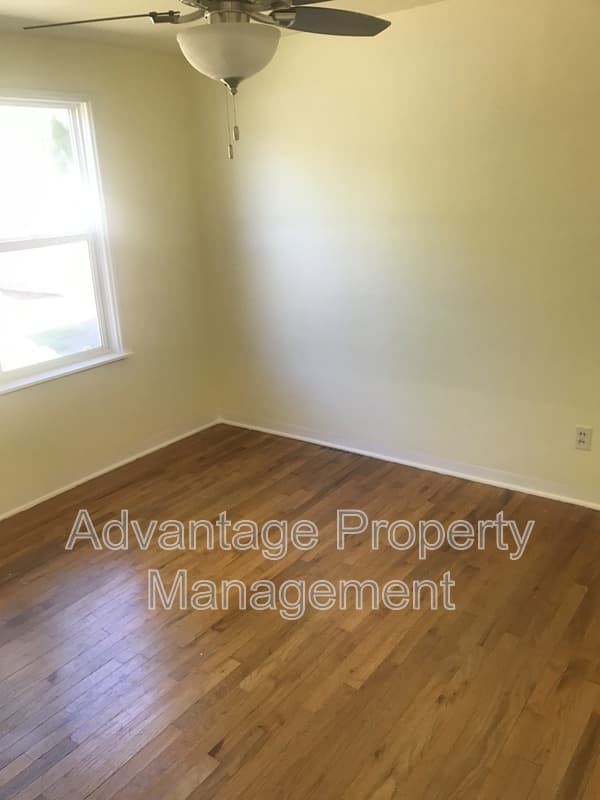 Corvallis House: 615 SE Atwood Ave
