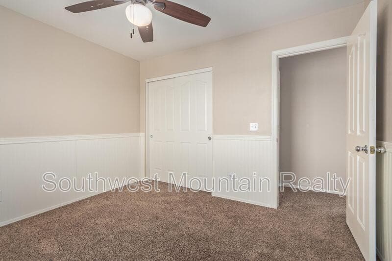 Maricopa House: 44856 W Paitilla Lane