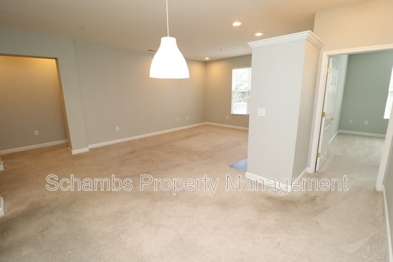 Apex Condo: 223 Eyam Hall Ln