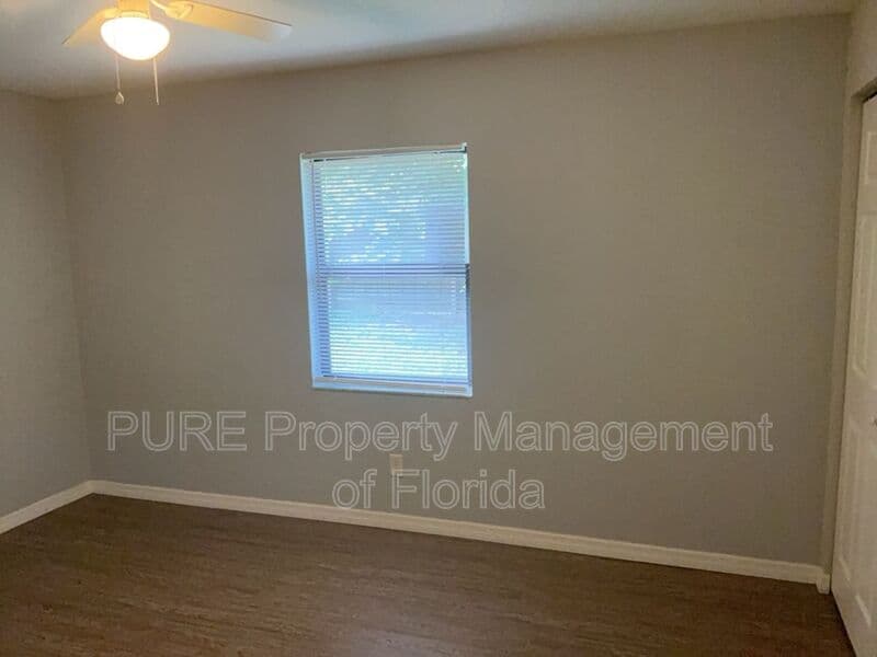 Ocala House: 3650 NE 41 Street
