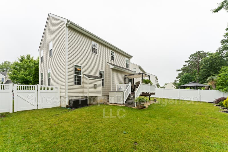 Mays Landing House: 232 Pheasant Run Rd