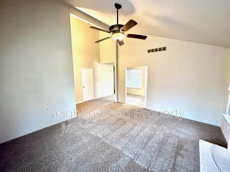 Clovis House: 2265 Paul Avenue