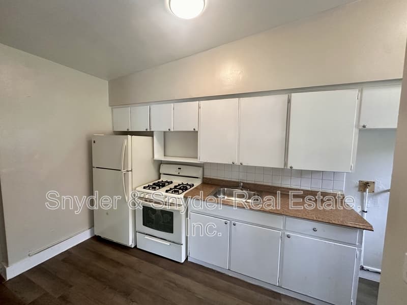 Akron Condo: 2356 Newton Street