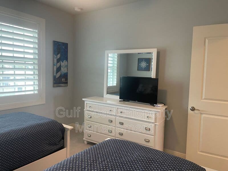 Osprey House: 260 Hidden Bay Dr