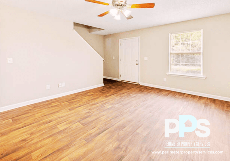 Dallas House: 350 WI Pkwy
