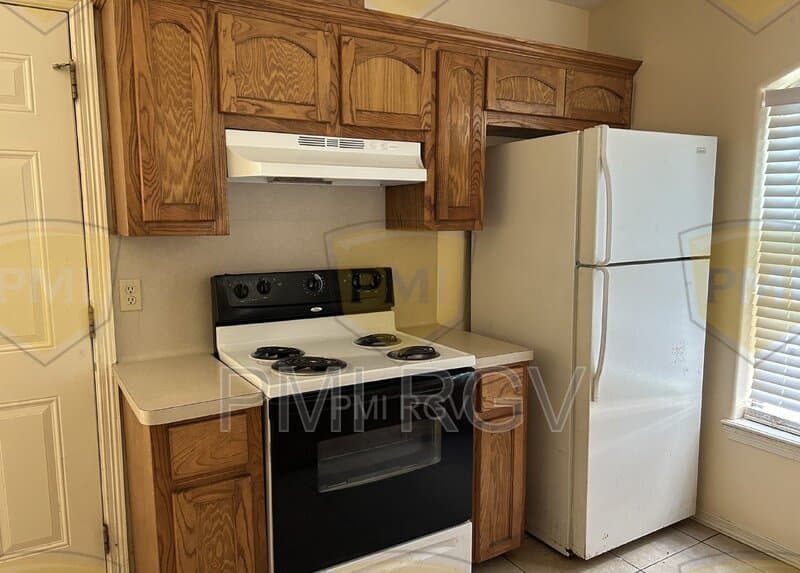 Alton Condo: 3114 E Diamondhead Ave