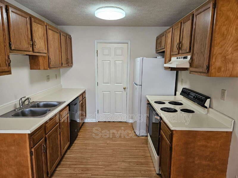 Fairfield Condo: 5385 Camelot Dr