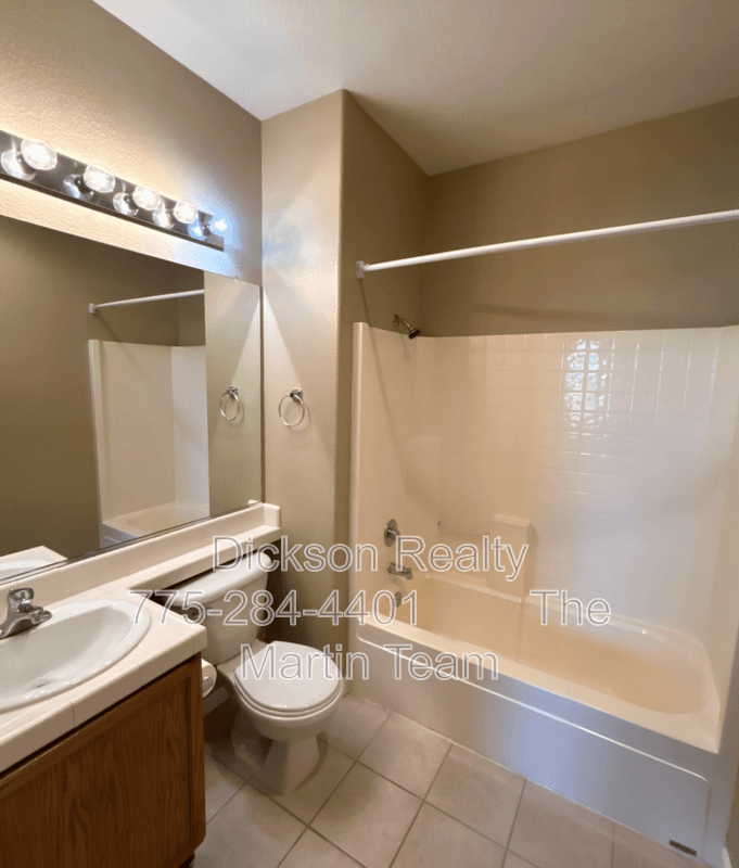 Sparks House: 6230 Ingleston Drive