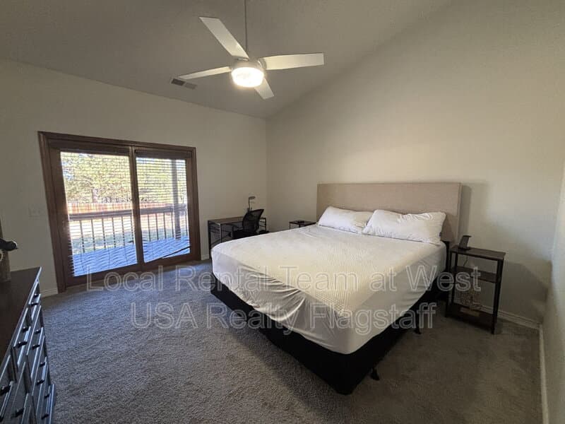 Flagstaff House: 2340 N Plateau Dr