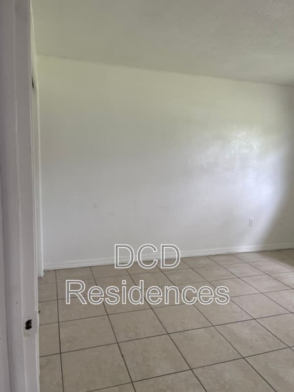 Clearwater Condo: 311 S Betty Lane