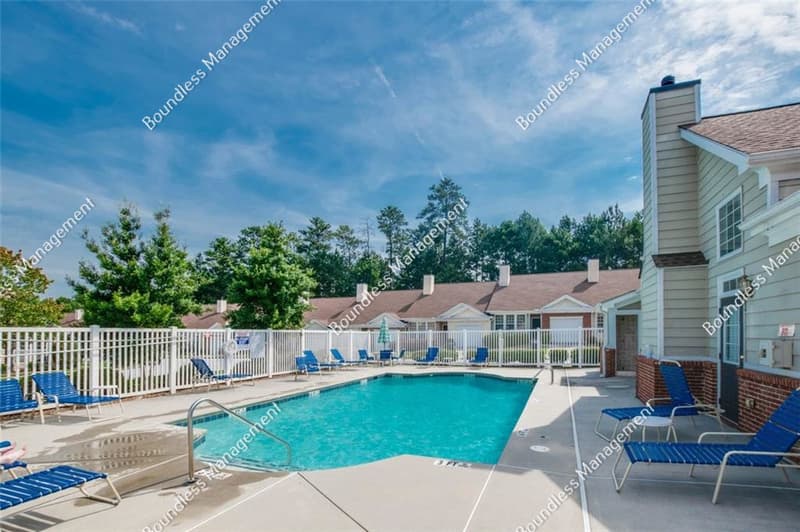 Grayson House: 308 Gable Brook Dr