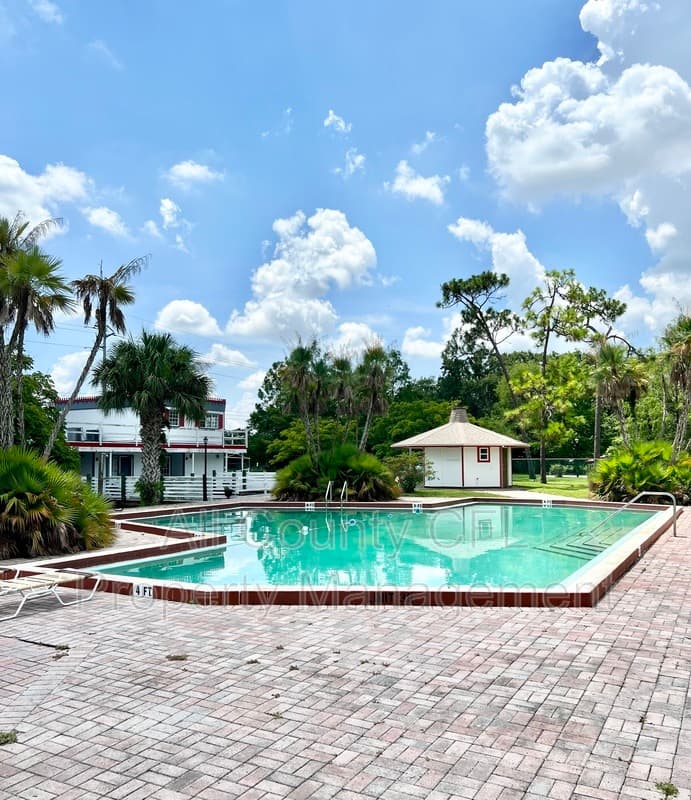 Orlando Condo: 6065 Village Circle