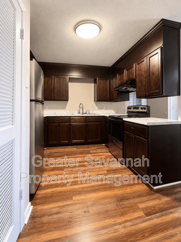 Hinesville House: 627 Georgia Avenue