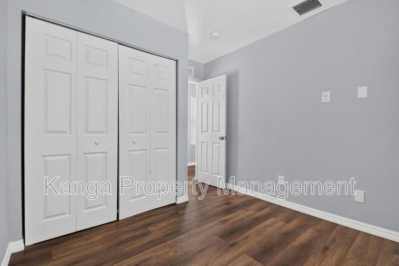West Palm Beach House: 639 6th Street