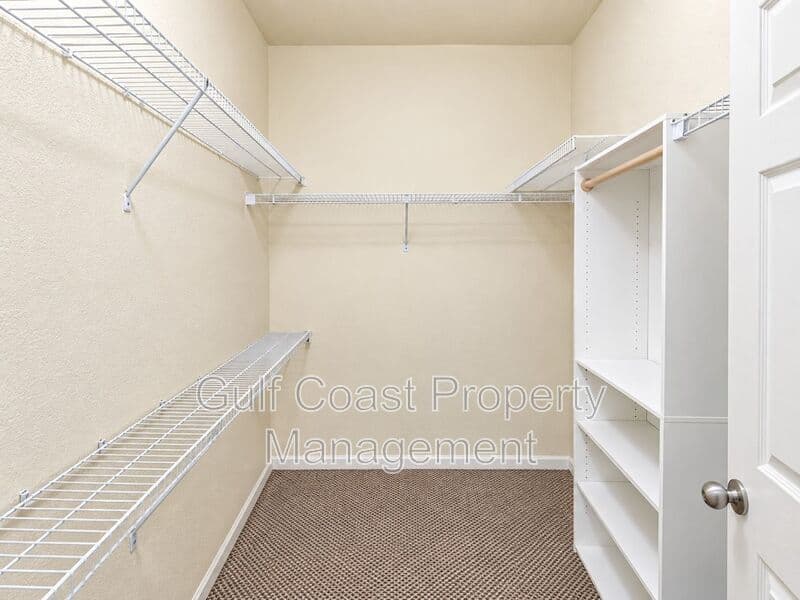 Bradenton Condo: 210 3rd Street West