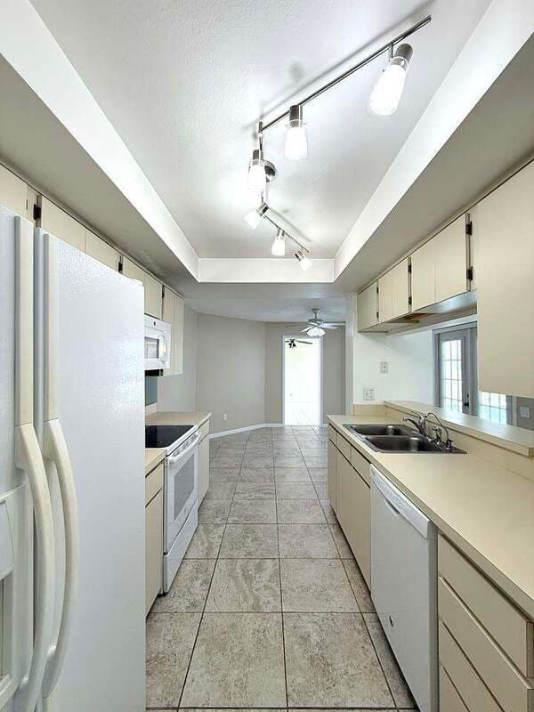 Hudson House: 13636 Dunwoody Court