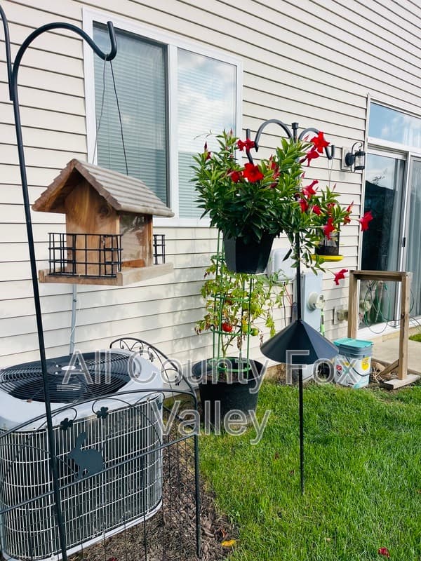 Johnsburg Townhome: 3708 Monica Lane #3