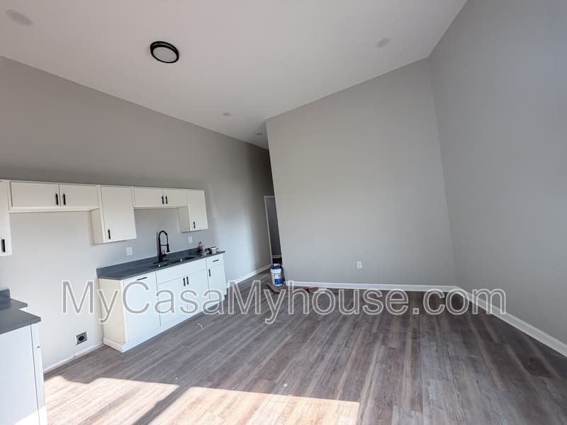 Memphis Condo: 1413 Court Avenue