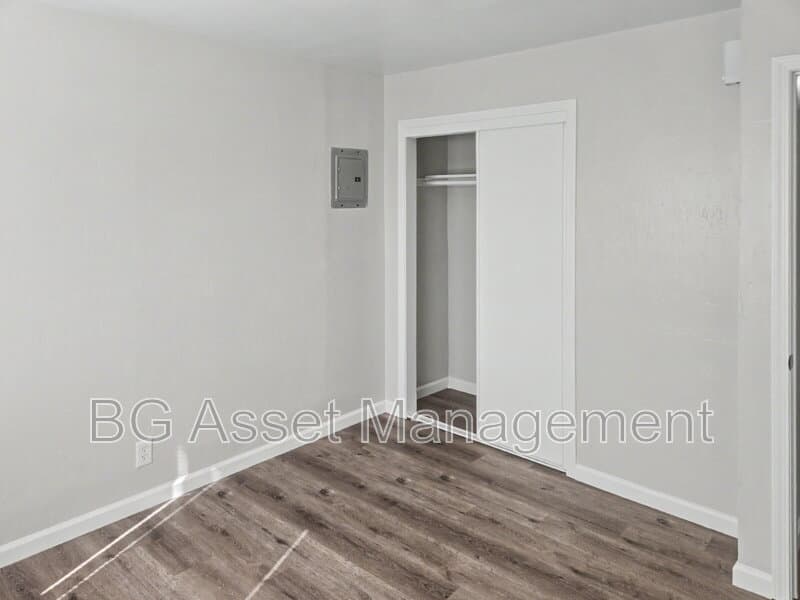 San Pablo Condo: 1691 Hayes Street