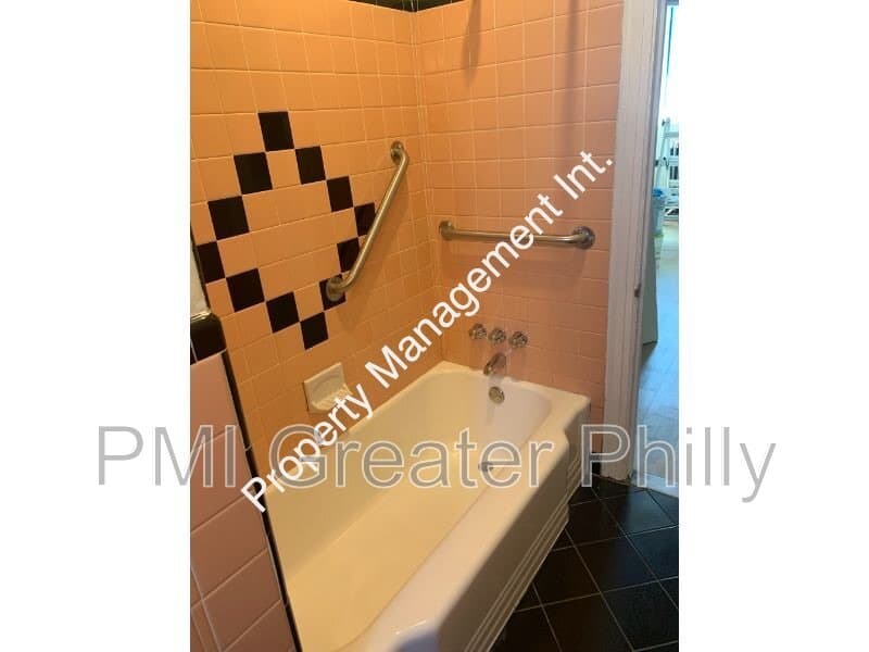 Philadelphia Condo: 1318 Arrott St