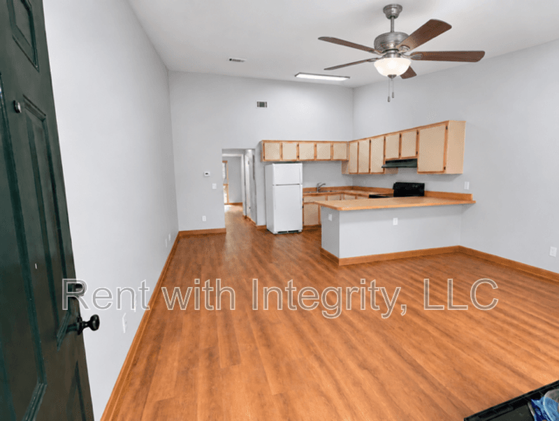 Tallahassee House: 1280 High Rd