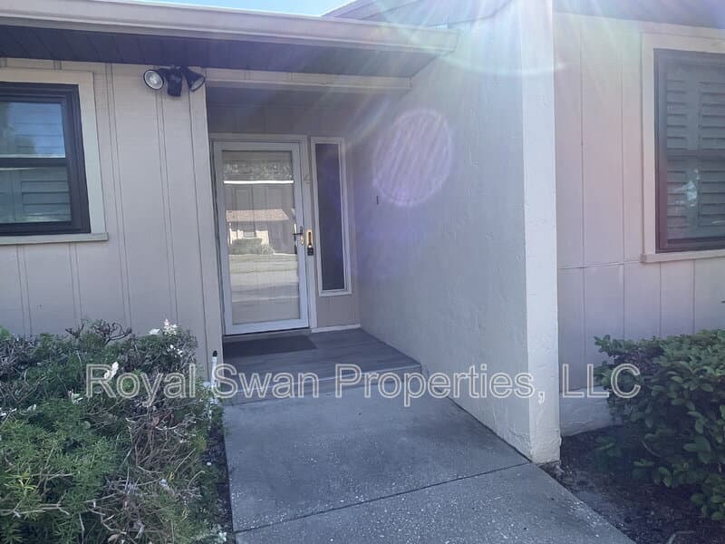 Lakeland Condo: 2025 Sylvester Road
