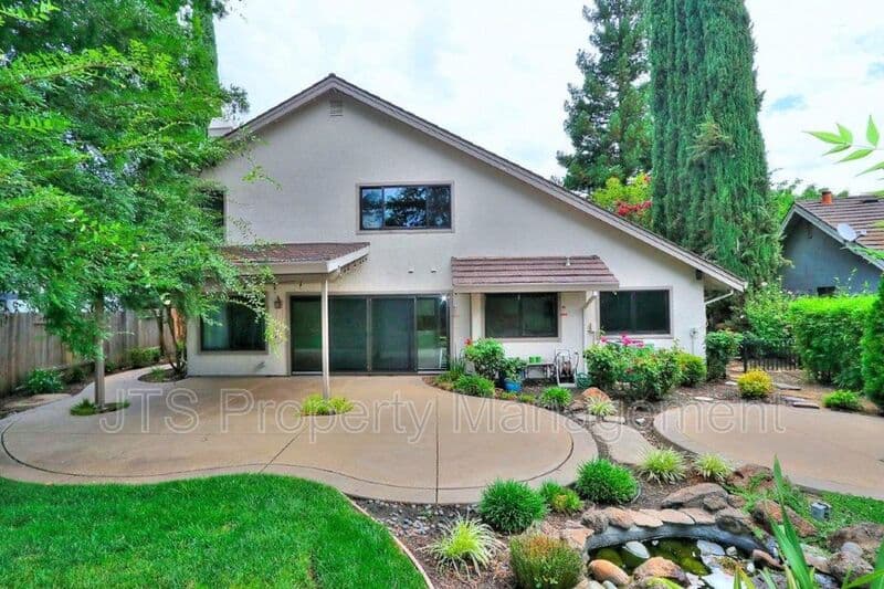 Gold River House: 2173 Roaring Camp Drive