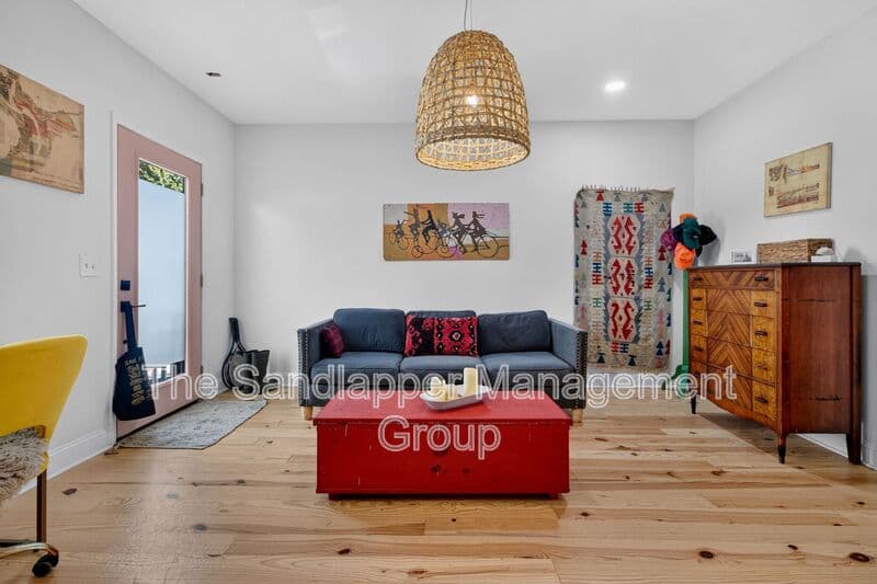 Charleston Condo: 32-A Line Street