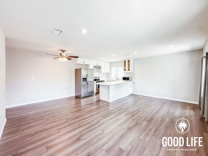 San Diego Condo: 13884 Via Rimini