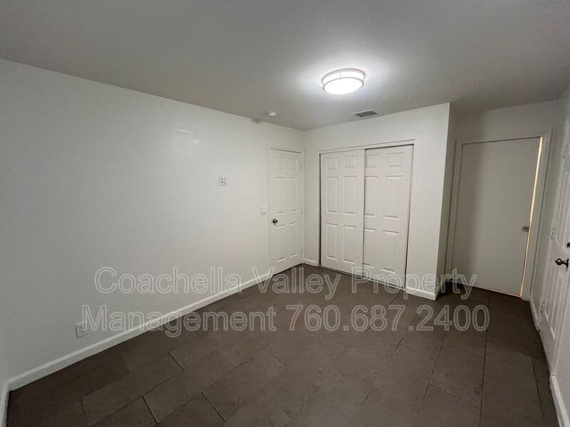 Coachella House: 85191 Bagdad Ave