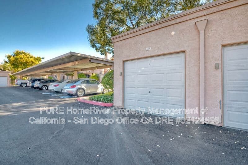San Diego House: 18812 Caminito Cantilena
