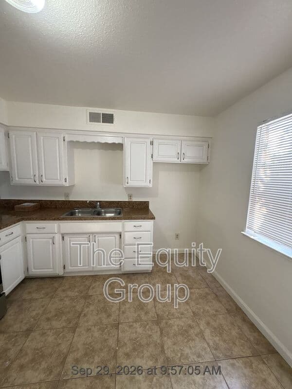 Exeter Condo: 320 North E Street