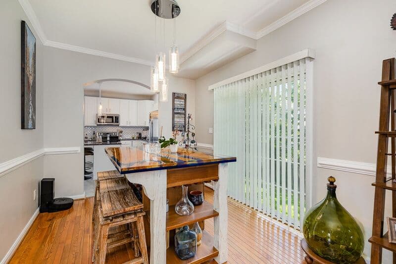 Fredericksburg House: 11814 Gardenia Dr