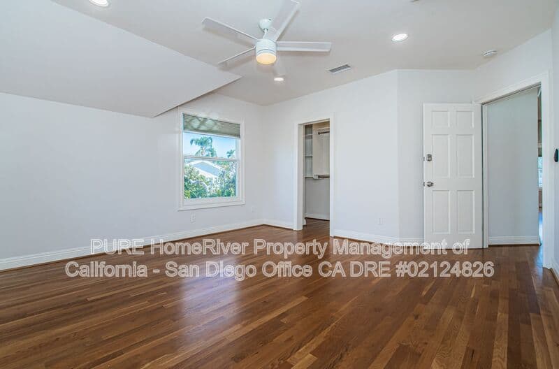 San Diego House: 2477 A St