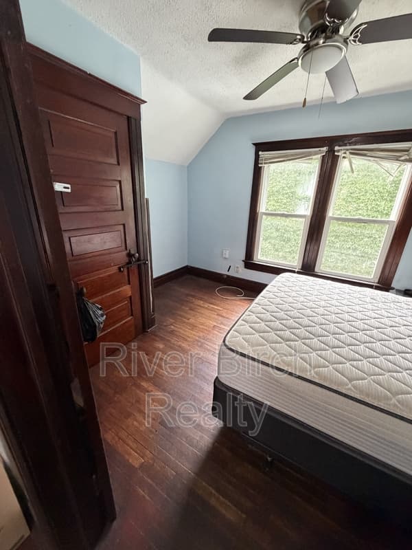 Springfield Condo: 627 New Street - 2