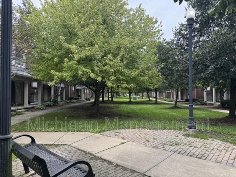 Ann Arbor Condo: 3107 Promenade Cir