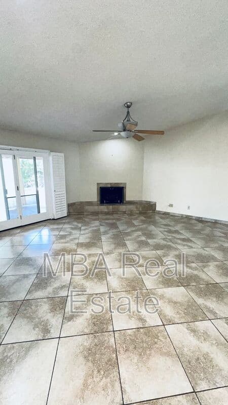 Tempe House: 7740 S Terrace Rd