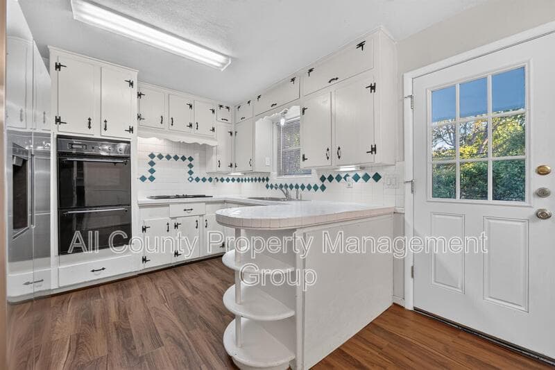Haltom City House: 5016 Sabelle Lane