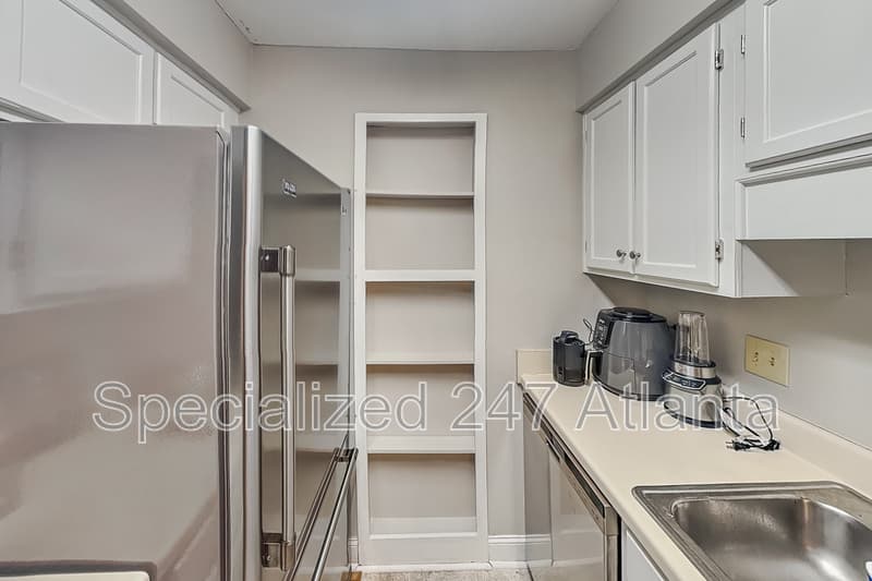 Atlanta House: 3104 Pine Heights Dr NE