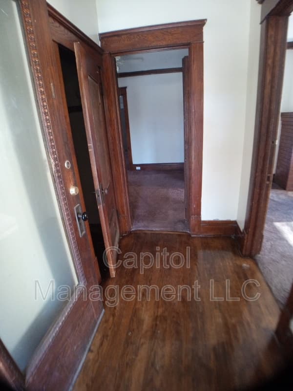 Lansing Condo: 220 W Lapeer St