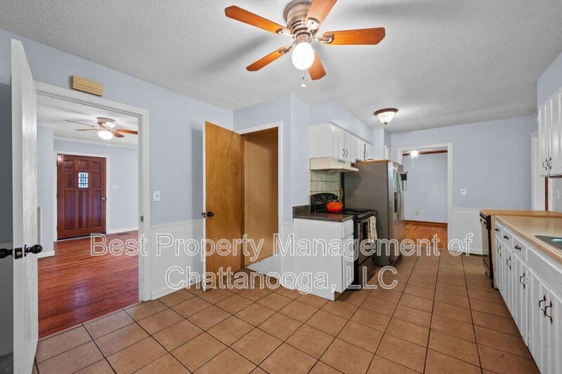 Soddy Daisy House: 9851 Millsaps St