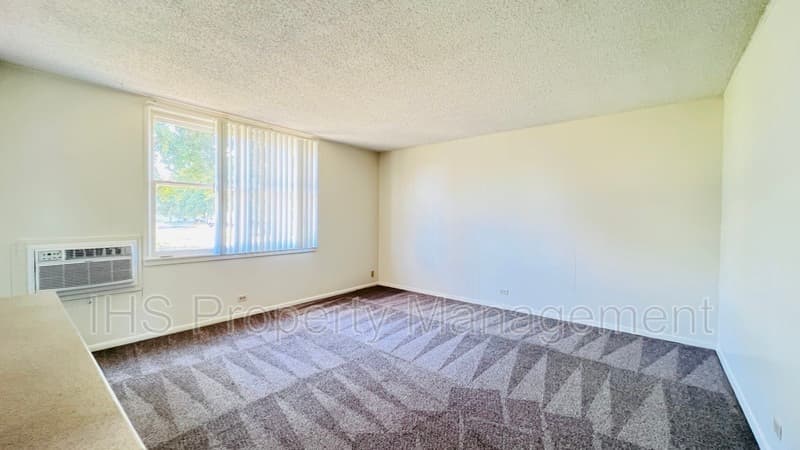 Richland Condo: 1213 George Washington Way
