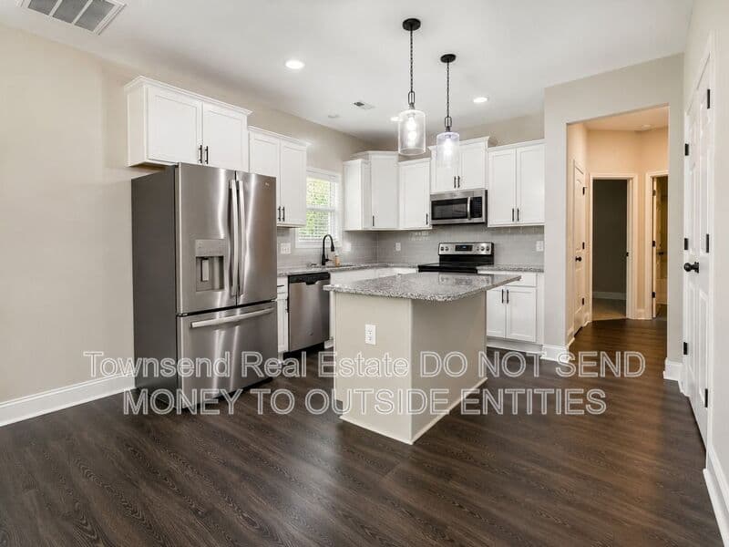Stedman House: 621 Blawell Circle