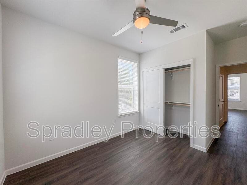 Belton Condo: 710 Shine St, Apt 1202