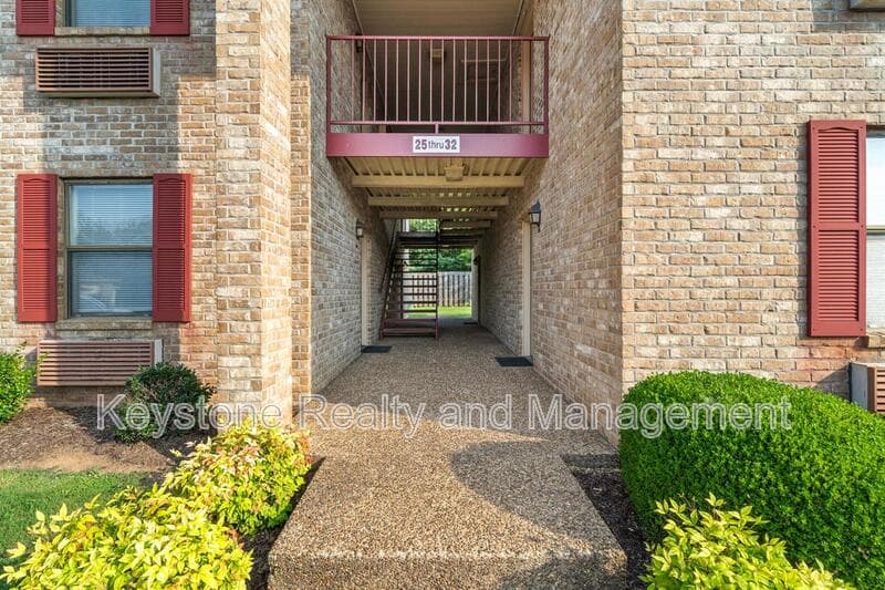 Hopkinsville Condo: 102 Laurel Cove Drive