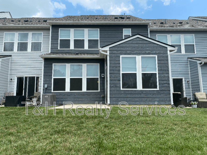 Fishers House: 14073 Tenbury Way