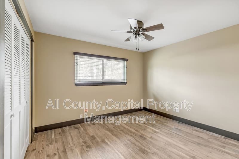 San Marcos House: 112 W Mimosa Cir