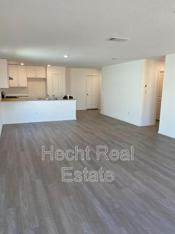 New Braunfels House: 2906 Green Finch